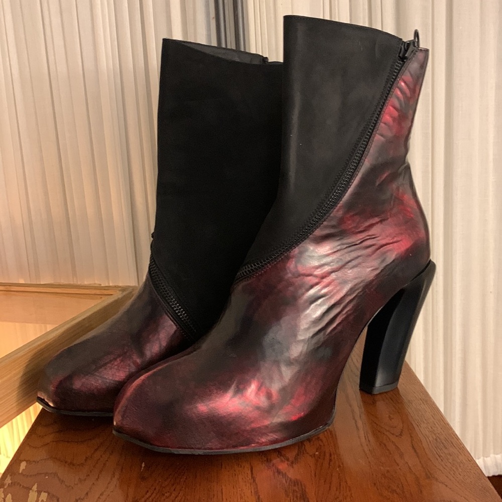 NWT Phenomenal Fluevog Heels